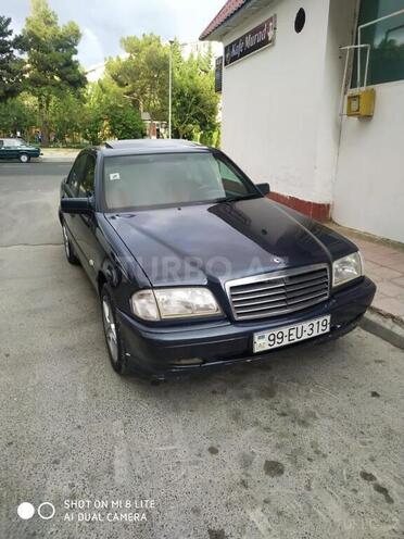 Mercedes C 180 1999, 330,000 km - 1.8 l - Bakı