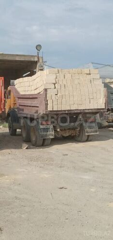 KamAz 55111 1989, 300,000 km - 11.0 l - Qobustan
