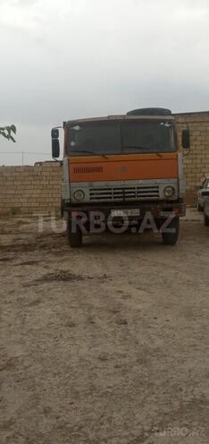 KamAz 55111 1989, 300,000 km - 11.0 l - Qobustan