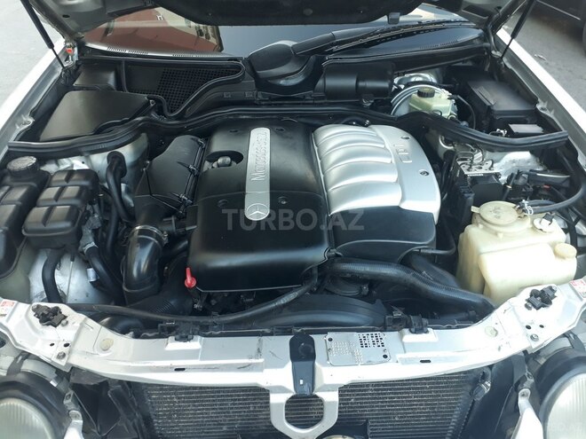 Mercedes E 270 2000, 358,000 km - 2.7 l - Bakı