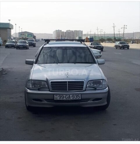 Mercedes C 220 2000, 253,000 km - 2.2 l - Bakı