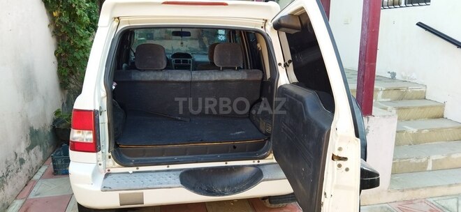 Mitsubishi Pajero io 2001, 260,000 km - 2.0 l - Bakı