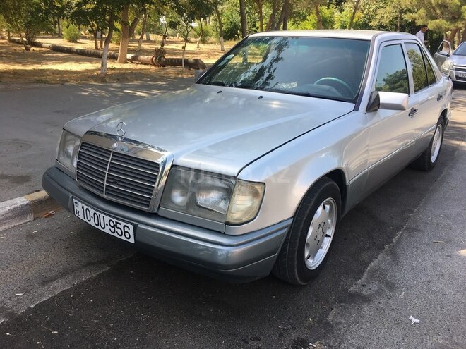 Mercedes E 260 1994, 241,041 km - 2.6 l - Sumqayıt