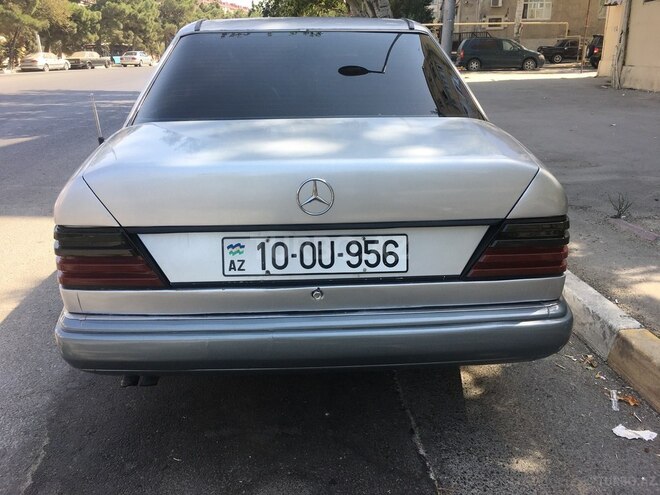 Mercedes E 260 1994, 241,041 km - 2.6 l - Sumqayıt