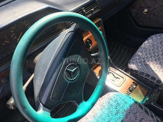 Mercedes E 260 1994, 241,041 km - 2.6 l - Sumqayıt