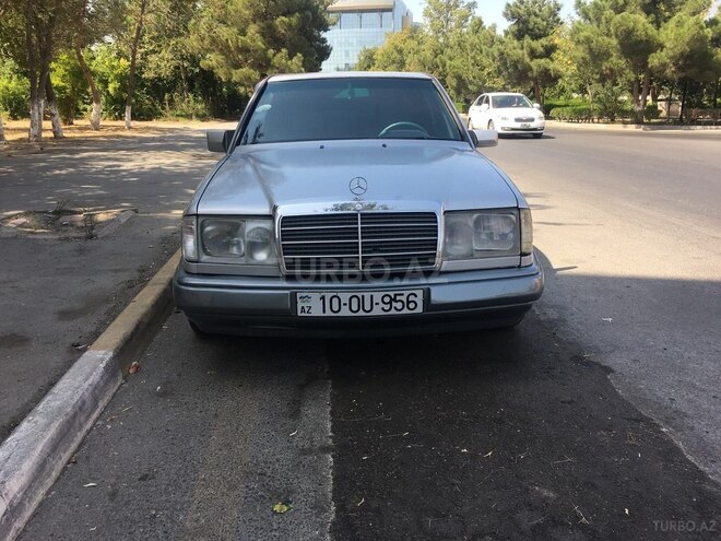 Mercedes E 260 1994, 241,041 km - 2.6 l - Sumqayıt