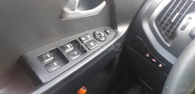 Kia Sportage 2011, 121,000 km - 2.0 л - Bakı