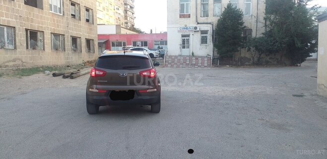 Kia Sportage 2011, 121,000 km - 2.0 л - Bakı