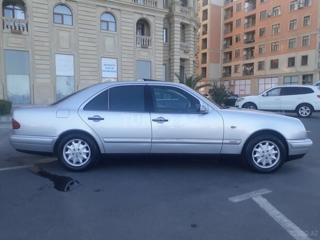 Mercedes E 230 1997, 363,612 km - 2.3 л - Sumqayıt