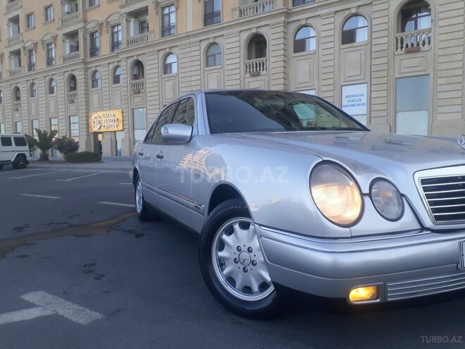 Mercedes E 230 1997, 363,612 km - 2.3 л - Sumqayıt