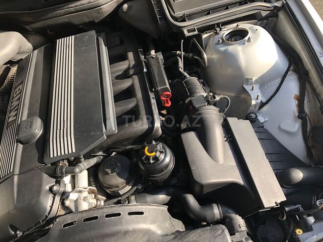 BMW 525 2001, 151,000 km - 2.5 l - Bakı