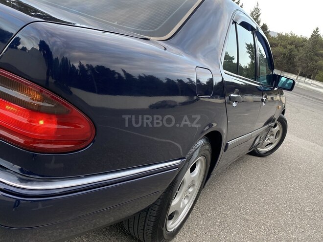 Mercedes E 230 1997, 221,700 km - 2.3 л - Xırdalan