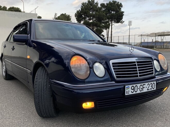 Mercedes E 230 1997, 221,700 km - 2.3 л - Xırdalan