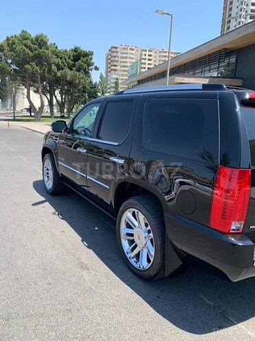Cadillac Escalade 2013, 11,000 km - 6.2 l - Bakı
