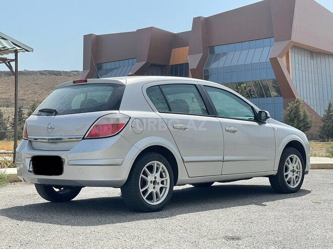 Opel Astra 2005, 113,000 km - 1.4 l - Bakı