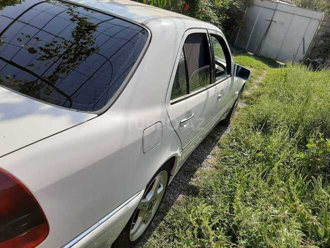 Mercedes C 240 1998, 271,372 km - 2.4 l - Bakı