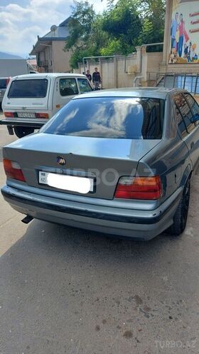 BMW 320 1992, 350,000 km - 2.0 l - Gədəbəy