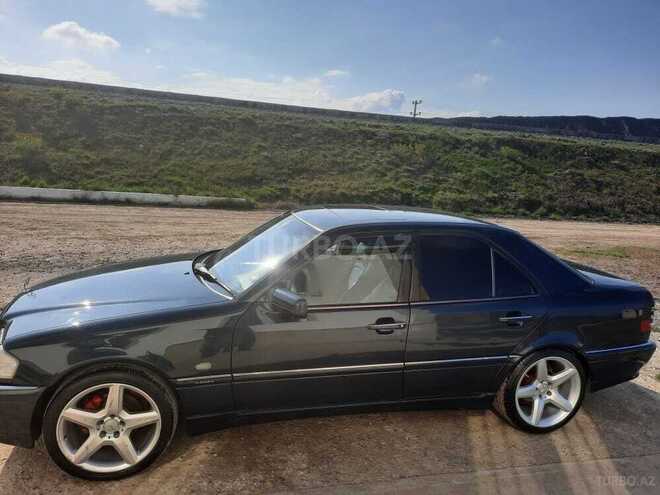 Mercedes C 240 1999, 243,000 km - 2.4 l - Astara