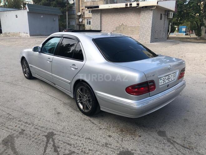 Mercedes E 320 2001, 242,400 km - 3.2 l - Sumqayıt