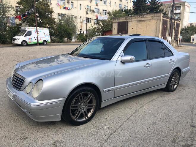 Mercedes E 320 2001, 242,400 km - 3.2 l - Sumqayıt