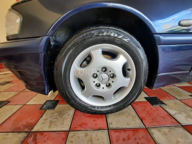 Mercedes C 200 1998, 216,325 km - 2.0 l - Bakı