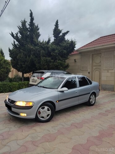 Opel Vectra 1998, 297,411 km - 2.0 л - Sumqayıt