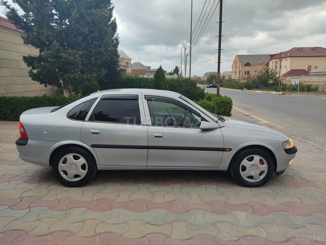 Opel Vectra 1998, 297,411 km - 2.0 л - Sumqayıt