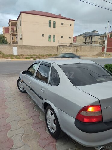Opel Vectra 1998, 297,411 km - 2.0 л - Sumqayıt