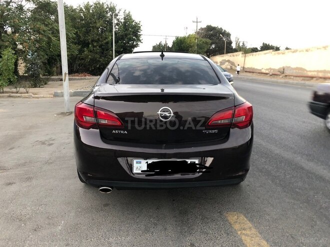 Opel Astra 2013, 188,000 km - 1.6 l - Bakı