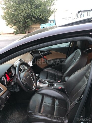Opel Astra 2013, 188,000 km - 1.6 l - Bakı