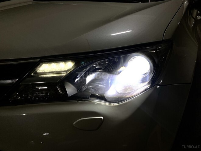 Toyota RAV4 2013, 141,000 km - 2.0 l - Bakı