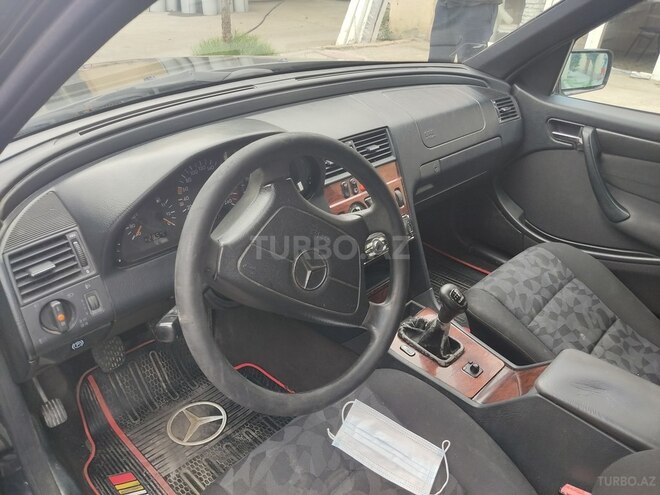 Mercedes C 180 1998, 300,000 km - 1.8 l - Ağcabədi