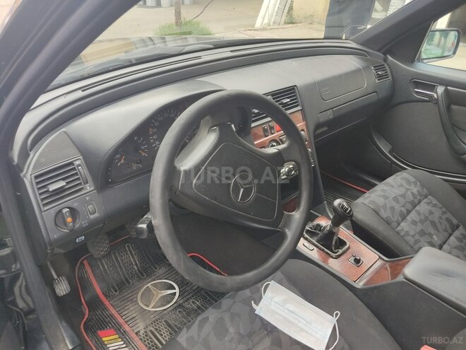 Mercedes C 180 1998, 300,000 km - 1.8 l - Ağcabədi
