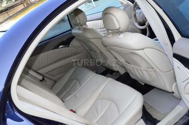 Mercedes E 240 2004, 295,000 km - 2.4 l - Ucar