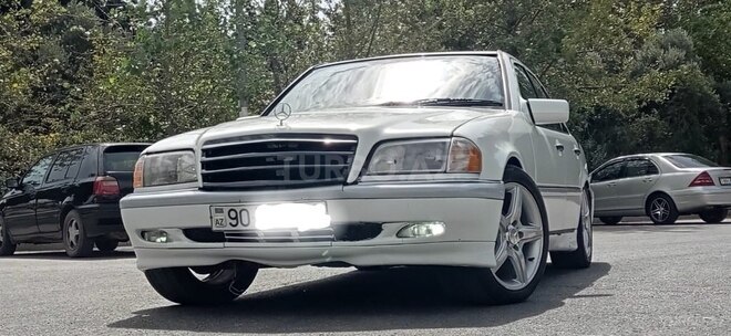 Mercedes C 230 1998, 230,000 km - 2.3 l - Bakı
