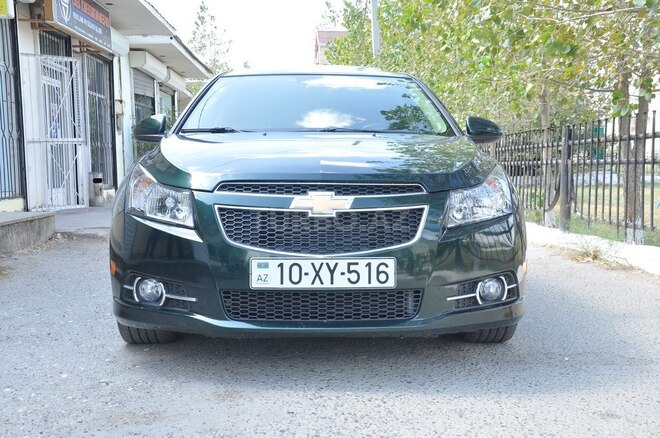Chevrolet Cruze 2013, 186,523 km - 1.4 л - Şirvan