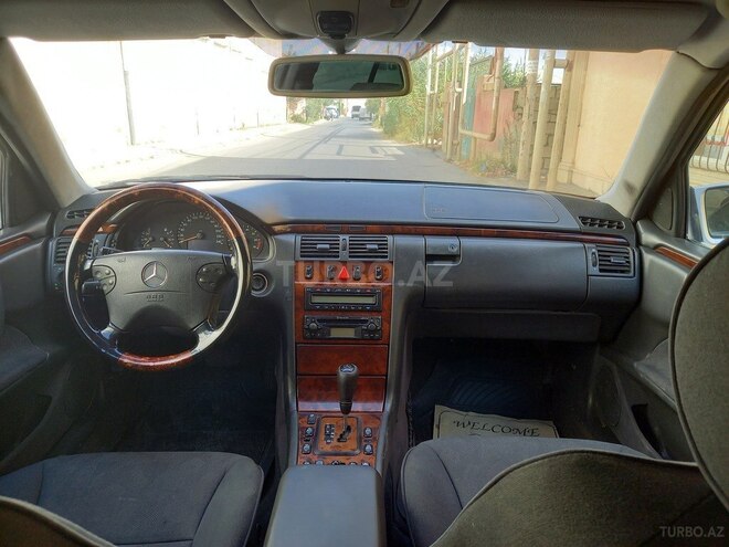 Mercedes E 240 2000, 462,000 km - 2.4 l - Bakı