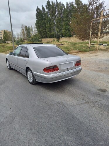 Mercedes E 240 2000, 462,000 km - 2.4 l - Bakı
