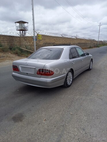 Mercedes E 240 2000, 462,000 km - 2.4 l - Bakı