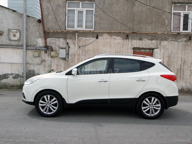 Hyundai ix35 2010, 258,000 km - 2.4 л - Bakı