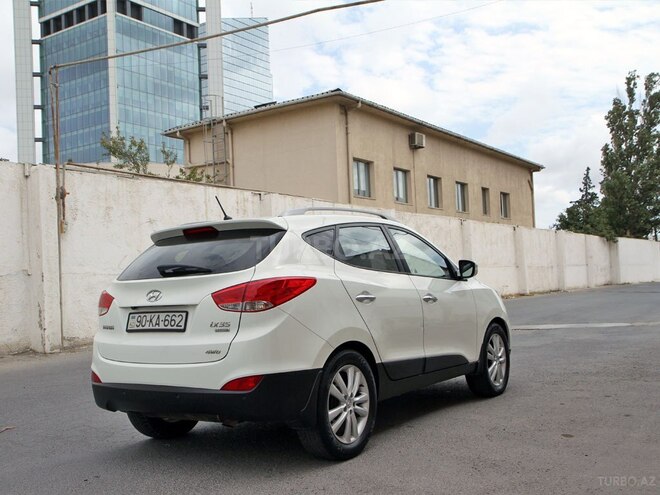Hyundai ix35 2010, 258,000 km - 2.4 л - Bakı