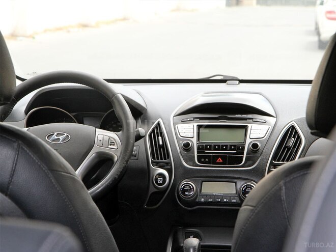 Hyundai ix35 2010, 258,000 km - 2.4 л - Bakı