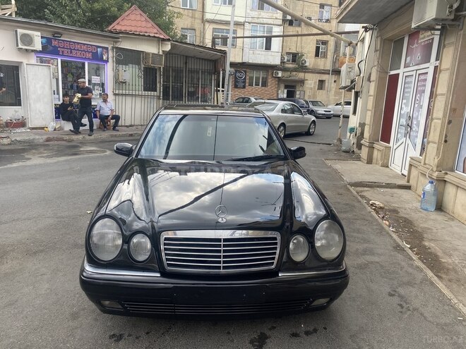 Mercedes E 200 1998, 345,000 km - 2.0 л - Bakı