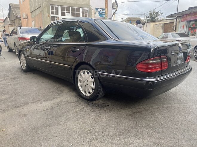 Mercedes E 200 1998, 345,000 km - 2.0 л - Bakı