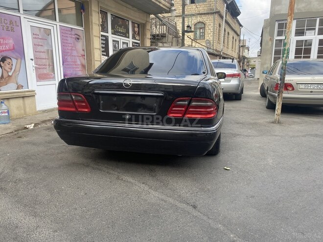 Mercedes E 200 1998, 345,000 km - 2.0 л - Bakı