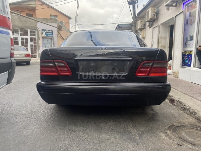 Mercedes E 200 1998, 345,000 km - 2.0 л - Bakı