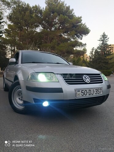 Volkswagen Passat 2003, 222,000 km - 1.8 л - Sumqayıt
