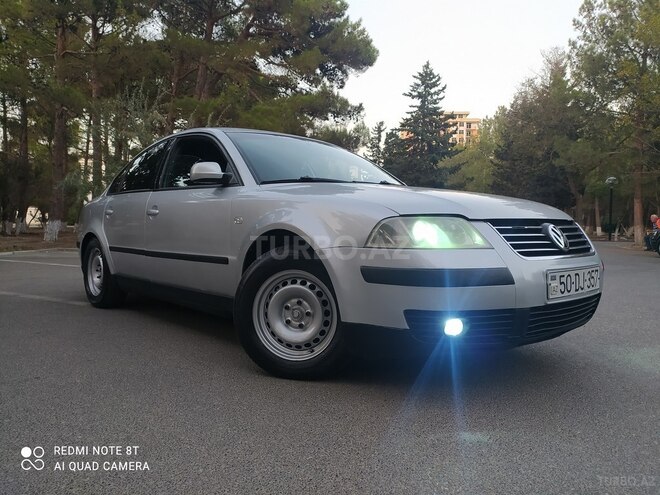 Volkswagen Passat 2003, 222,000 km - 1.8 л - Sumqayıt