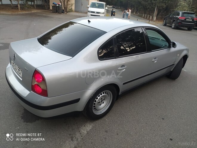 Volkswagen Passat 2003, 222,000 km - 1.8 л - Sumqayıt