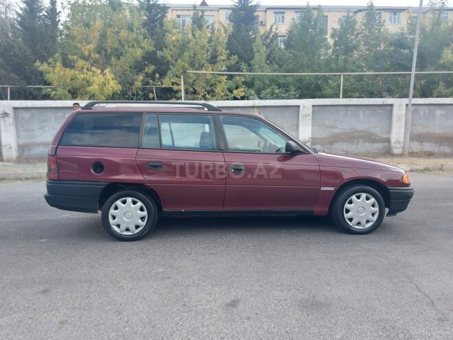 Opel Astra 1996, 356,000 km - 1.6 l - Sumqayıt